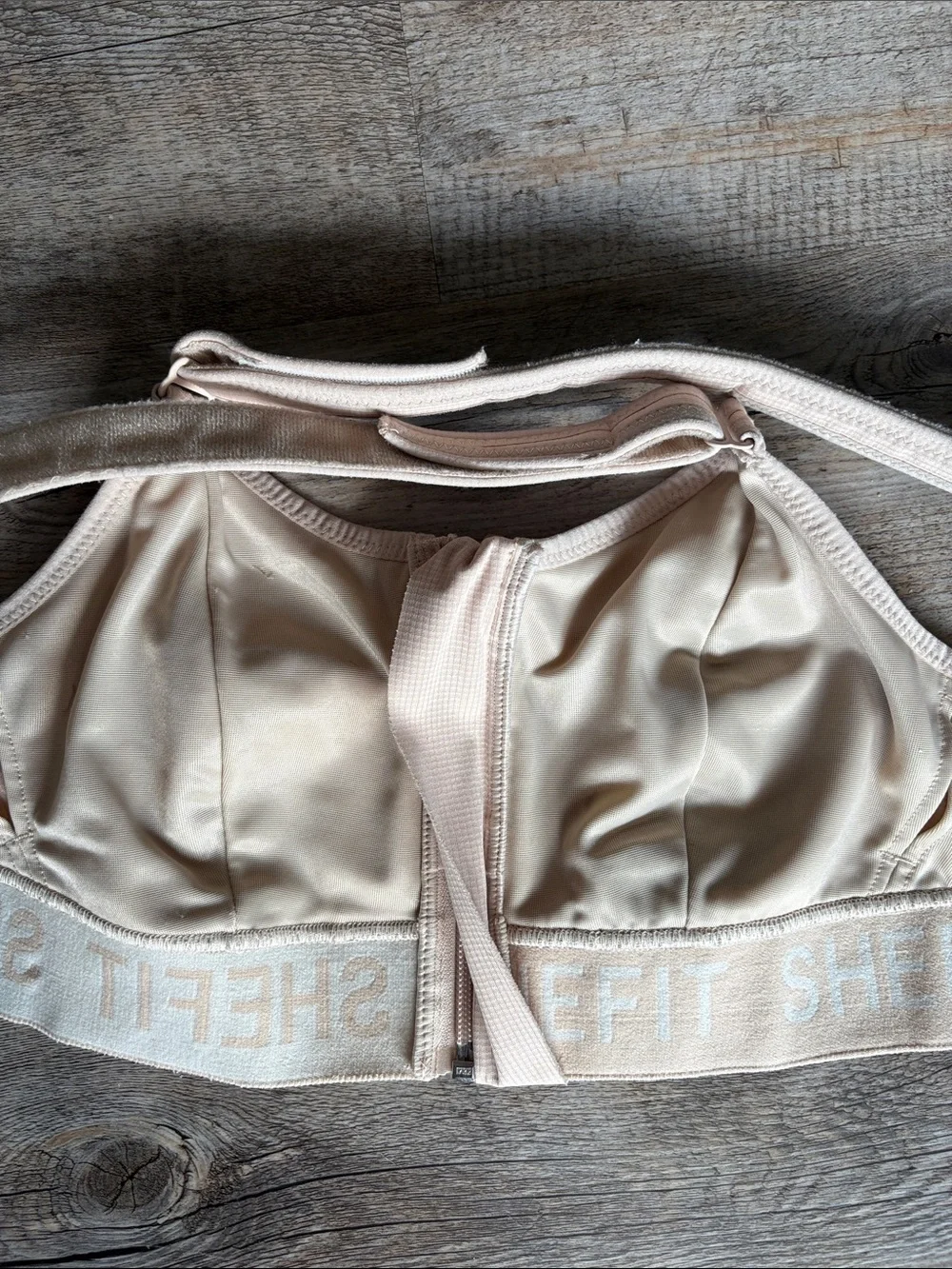 SHEFIT Ultimate Sports Bra - Picture 4 of 6